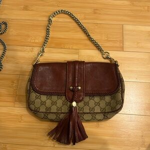COPY - Authentic Gucci shoulder bag with gold chain